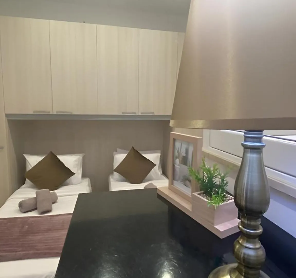 Spacious 3-Bedroom Apartment Near Spinola By Gen X Saint Julian's