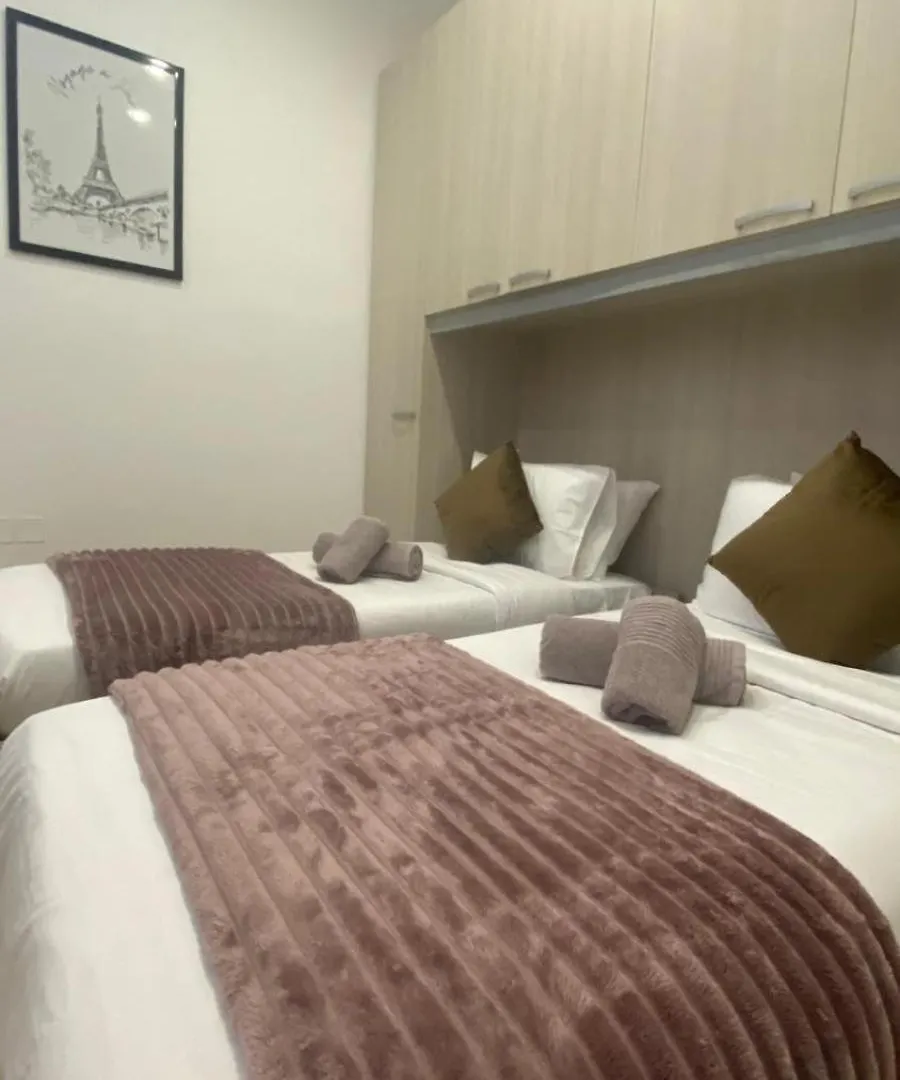 Spacious 3-Bedroom Apartment Near Spinola By Gen X Saint Julian's 0*,  Μάλτα